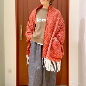🇯🇵 Studio CLIP big scarf with pockets